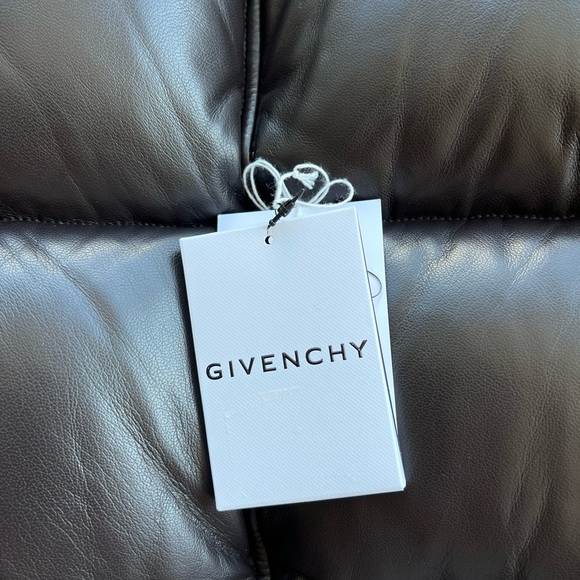 Givenchy Puffer Jucket - Picture 7 of 10